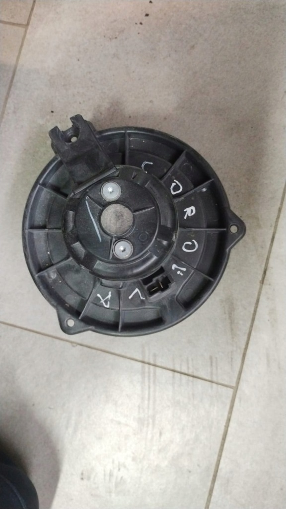 фото №1, Toyota corolla e12 воздуходувка вентилятор b130314019