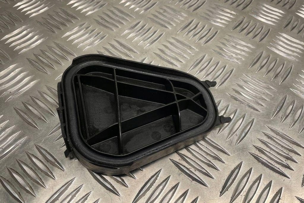 фото №7, Защита лампы передней bmw 3 coupe e92 1305239290 2.99l дизель 2007