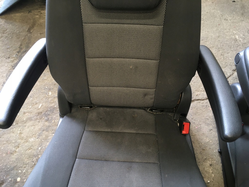 фото №7, Сиденье задняя ii ряд правый chrysler grand voyager