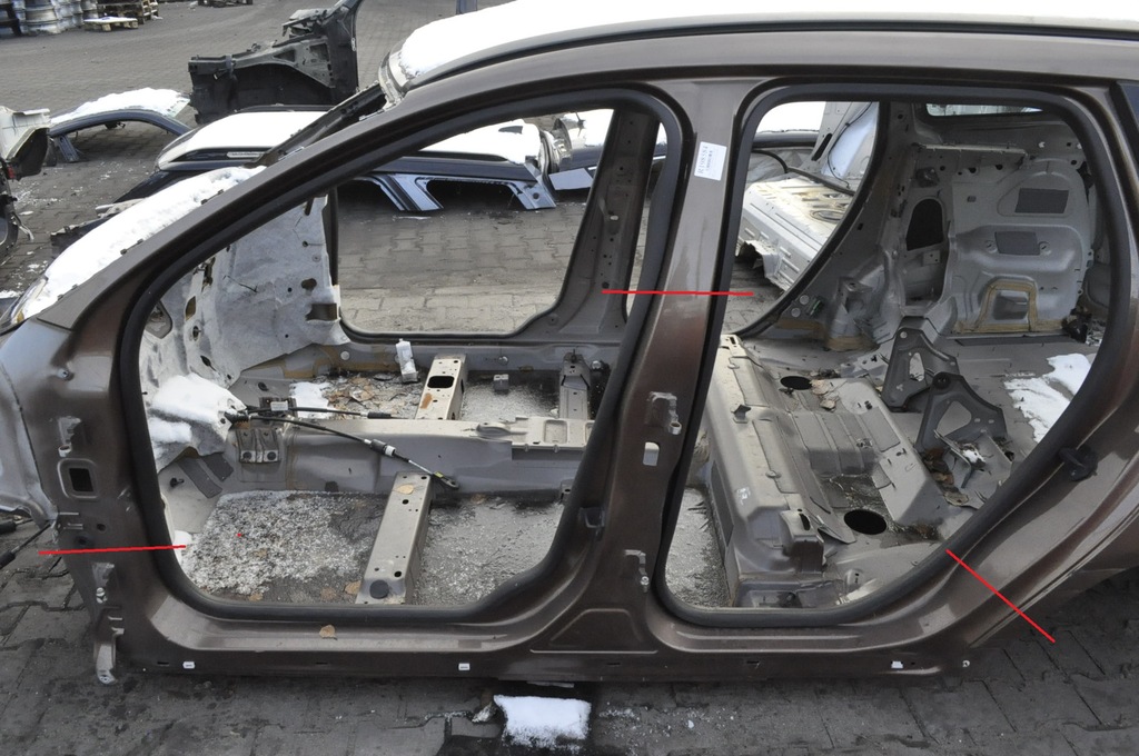 фото №1, Volvo xc60 i блок двигателя порог левый