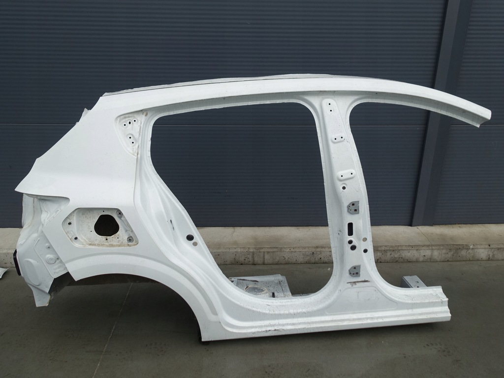 фото №1, Dacia sandero iii 2020- крыло правый задний задняя четверть bok порог блок двигателя