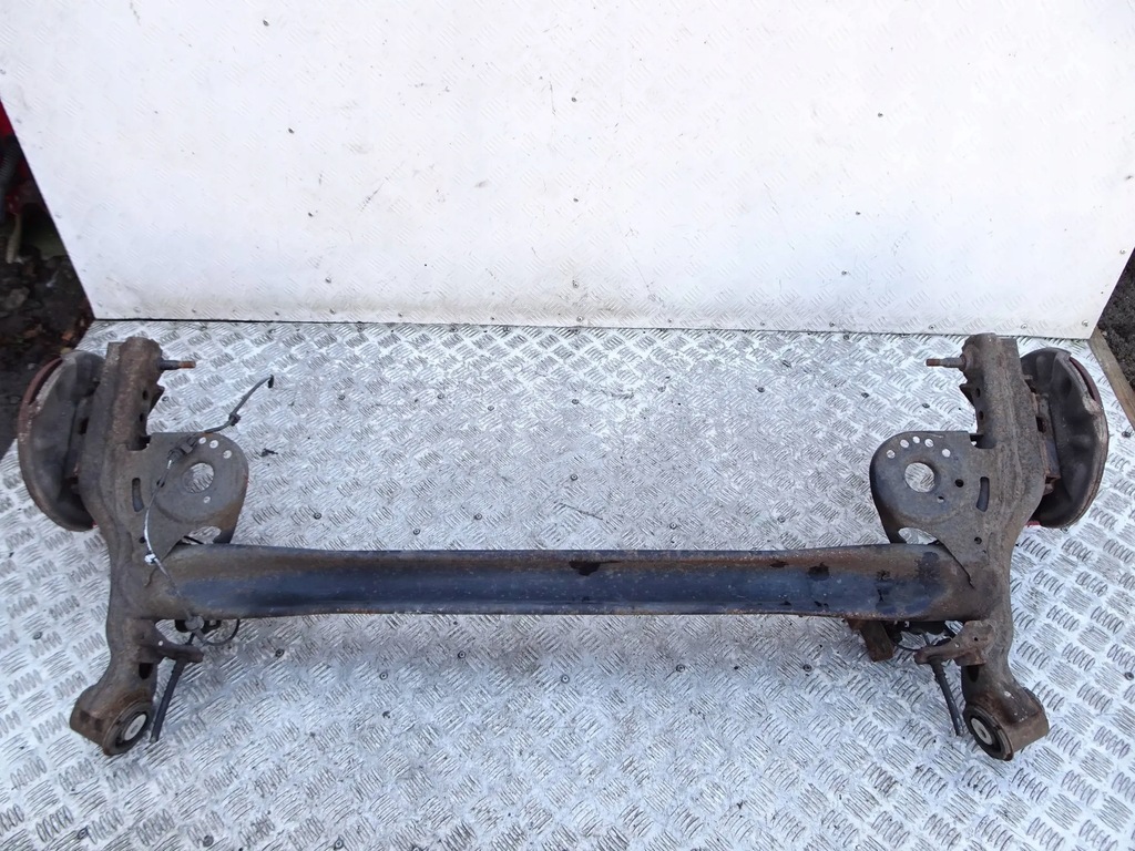 фото №8, Балка задня підвіска kpl. suzuki swift mk7 sport гальмівні диски