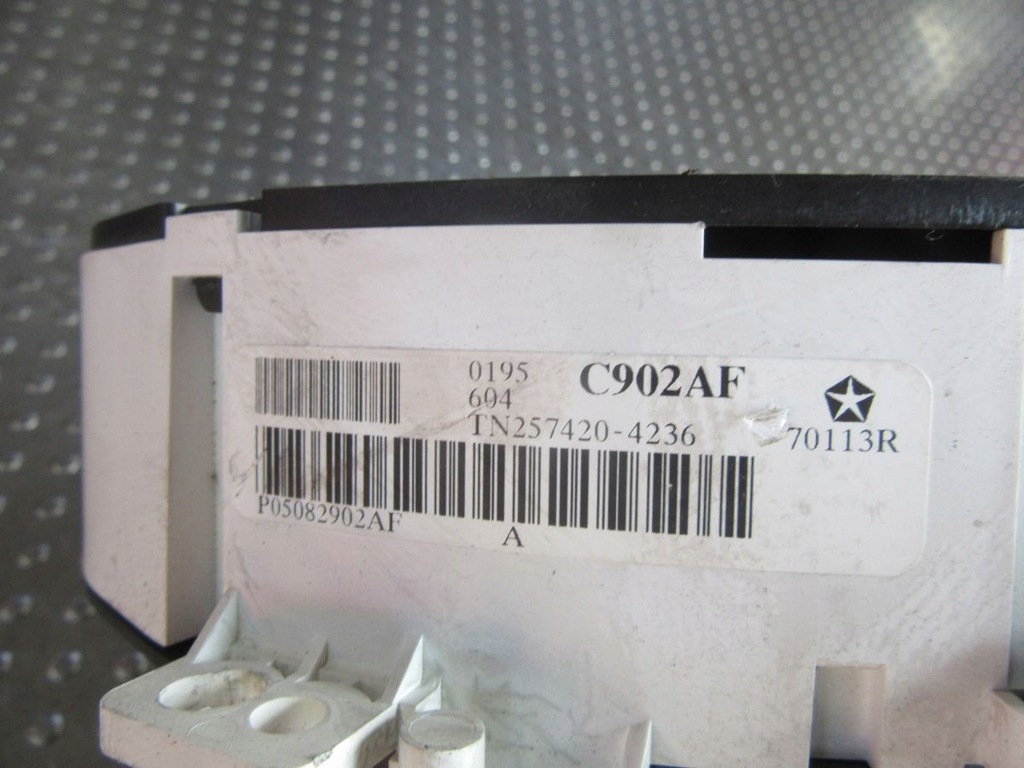 фото №6, Chrysler pacifica i 3.5i 2003/2005 счетчик приборы автоматическая коробка передач