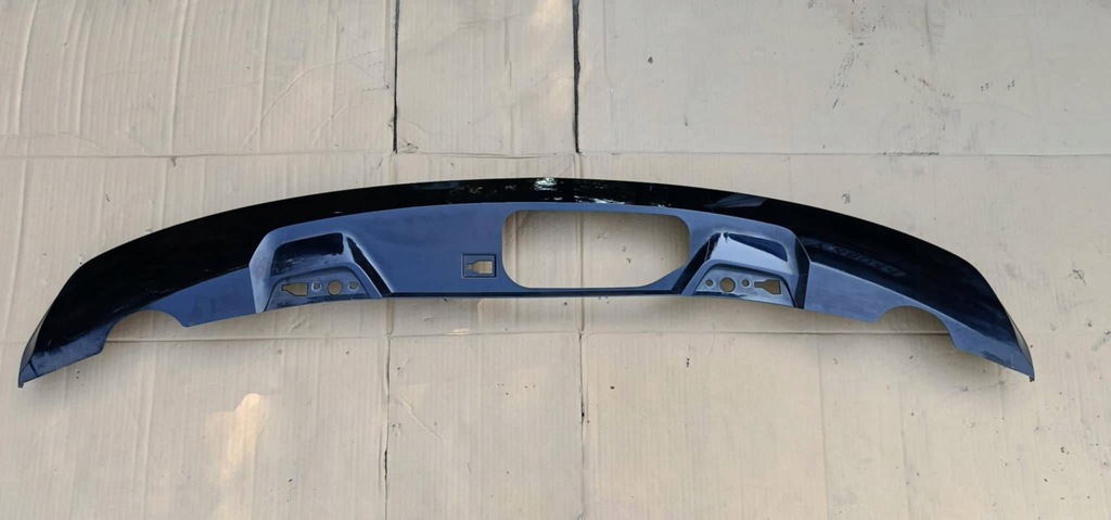 фото №1, Спойлер накладка бампера заднього задня volvo xc40 ii 2