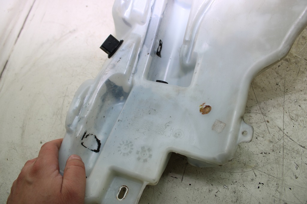 фото №6, Бачок омивача audi a8 d3 4e0955453h