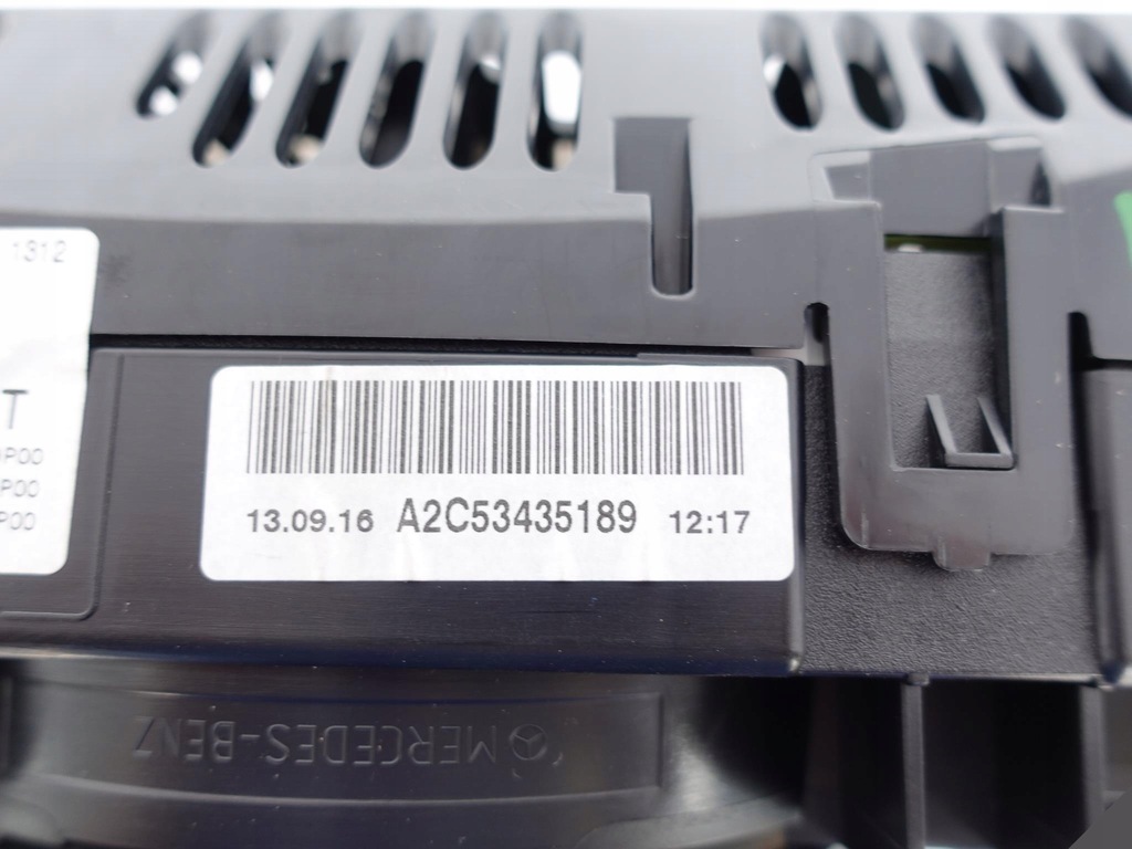 фото №9, Mercedes cls c218 x218 счетчик приборы бензин usa