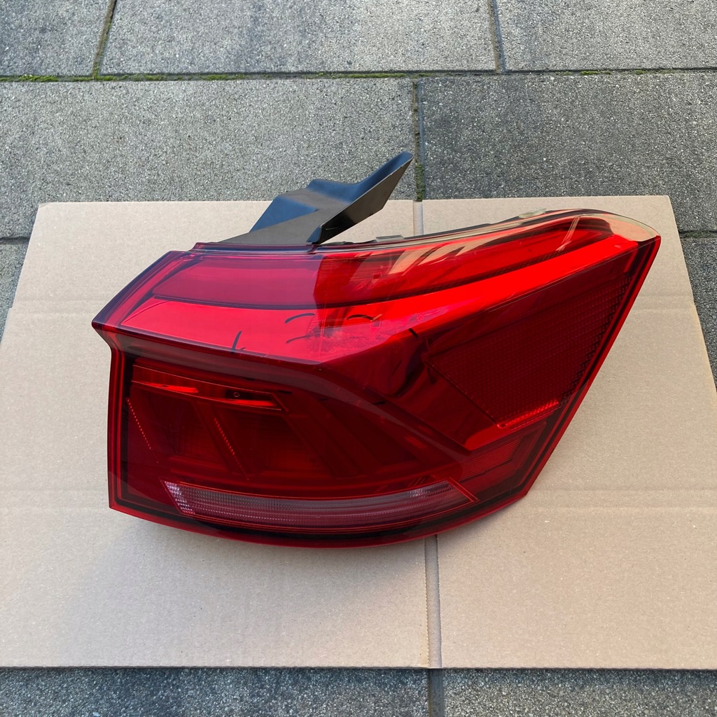 фото №9, Vw t-roc лампа правая задняя led 2ga945096c 2021r