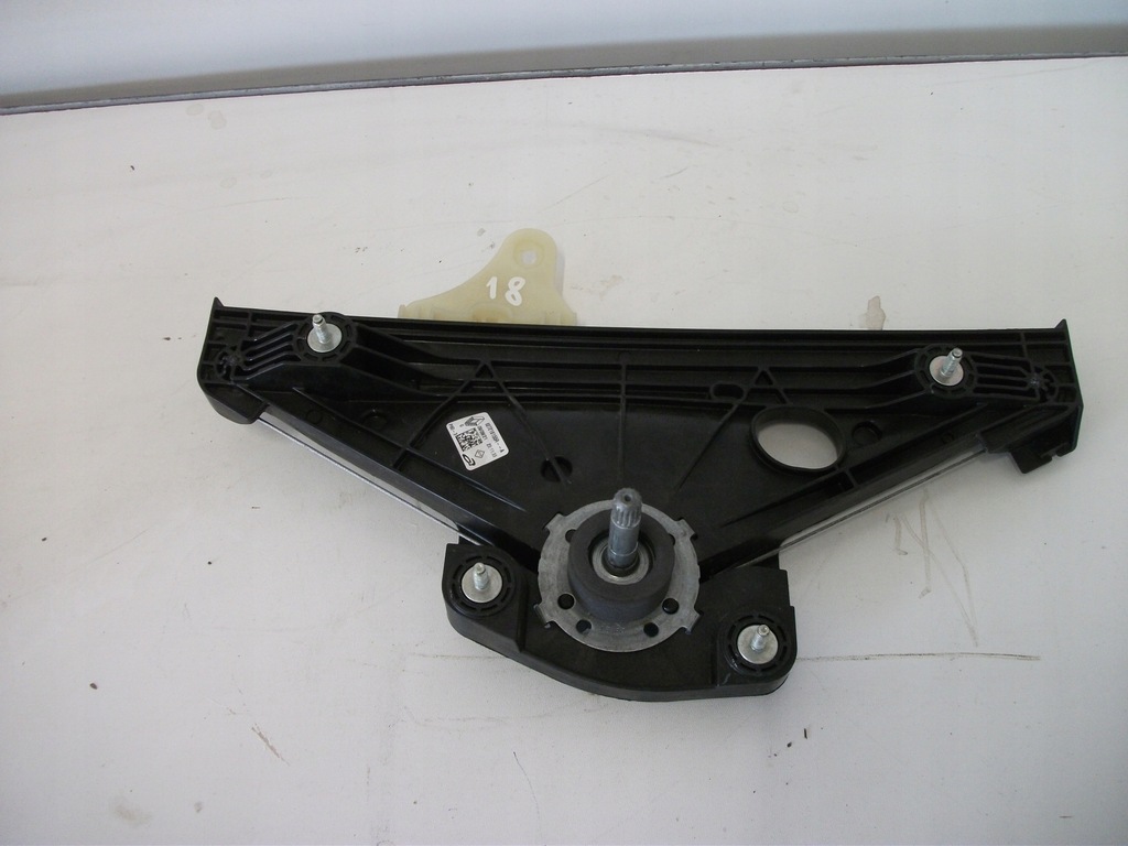 фото №1, 827218155r подъемник стекло левый задняя renault clio v