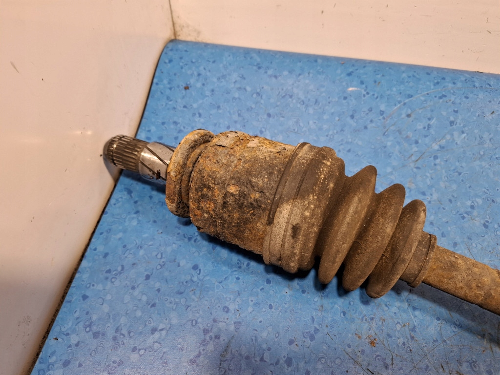 фото №3, Subaru forester ii 2.0t приводной вал левая задняя ej205