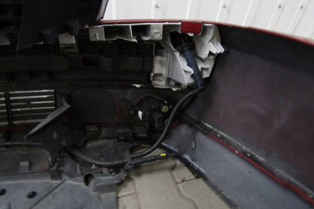 фото №9, Бампер перед renault vel satis 01-05 омивачі