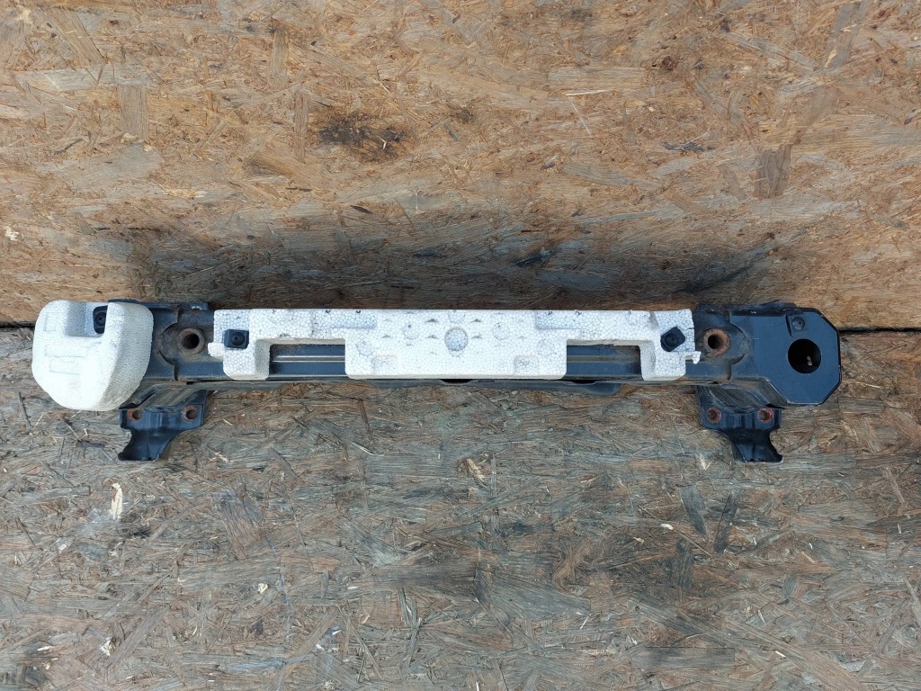 Купити Балка бампера перед mazda rx8