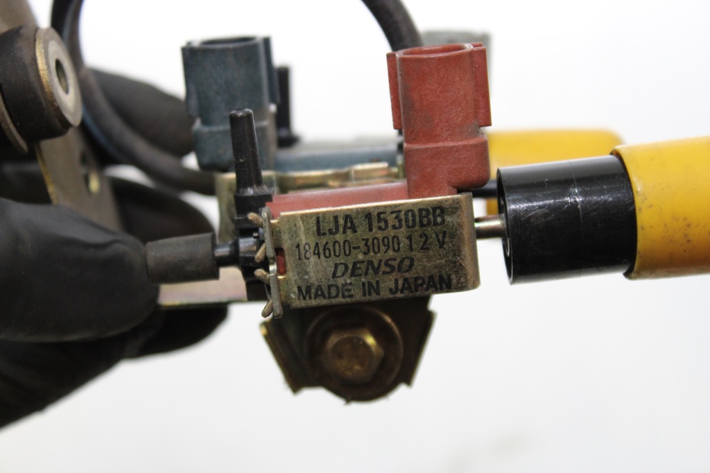 фото №6, Клапан вакуумa lja1530bb jaguar xjr x308 3.2