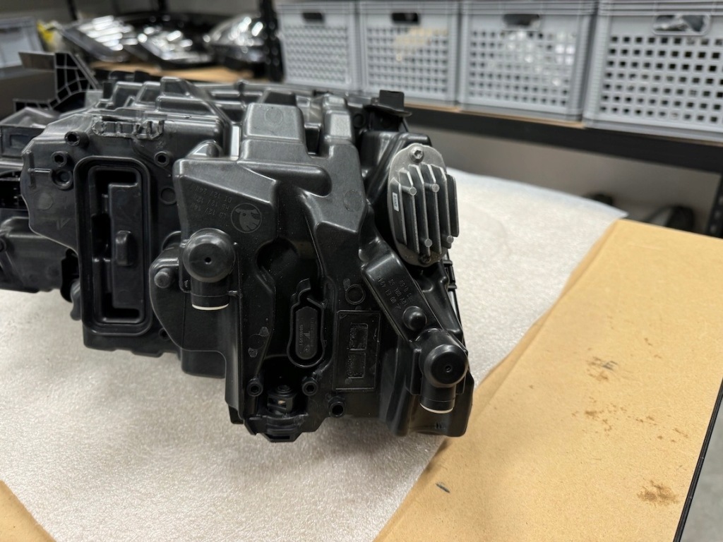 Skoda octavia iv 5e4 фара передняя левая full led оригинал в Украине