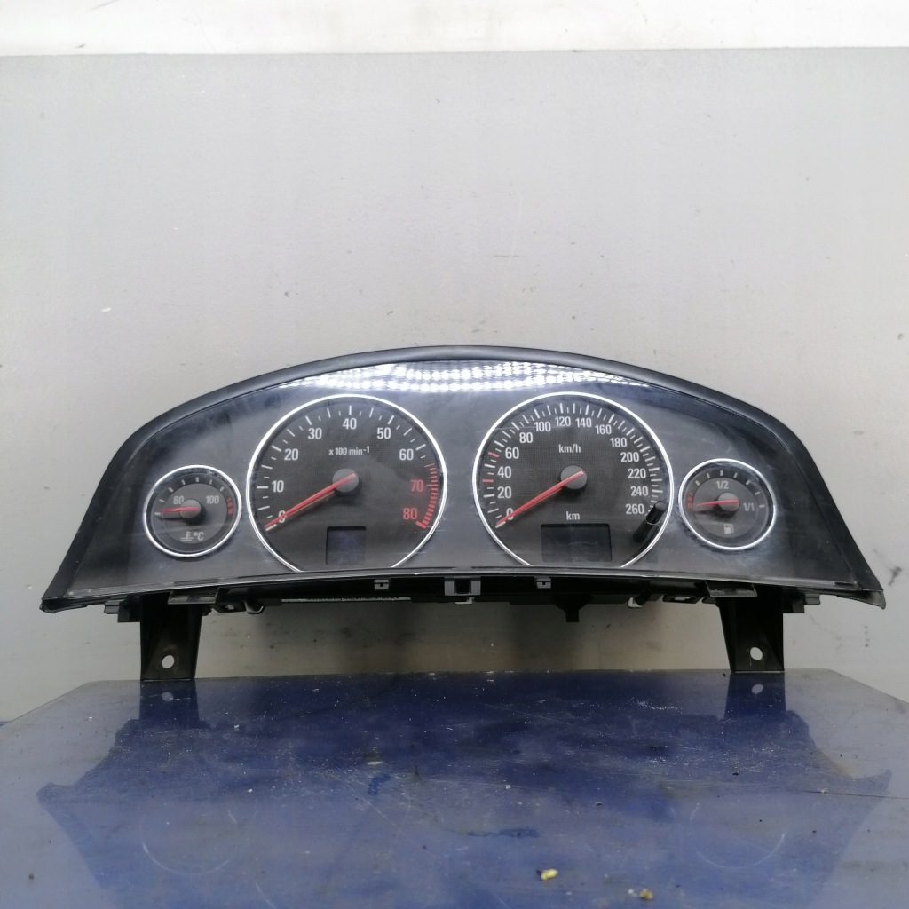 Купить Opel signum панель приборы 13144233uj