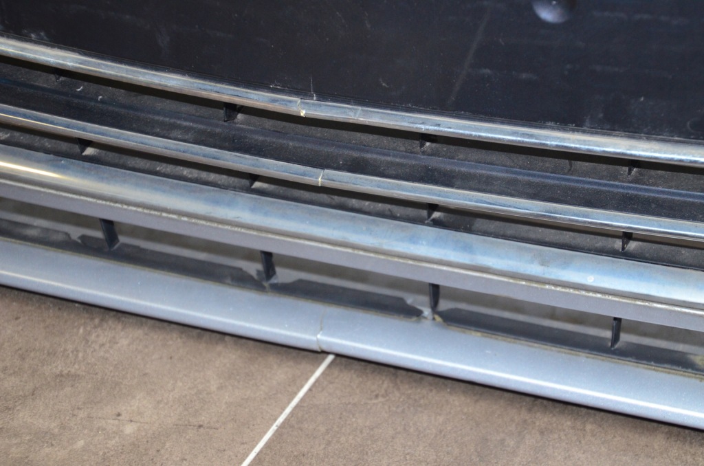 Audi a4 8w0 бампер передний 8w0807437 6pdc sprysk. Недорого