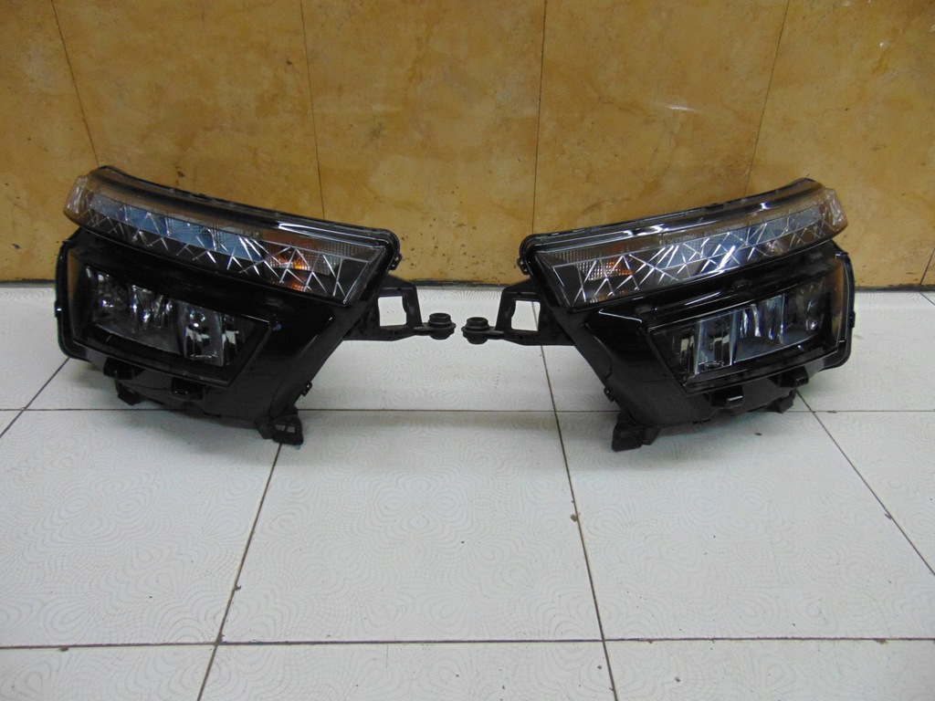 фото №1, Лампа лампы перед передние skoda kamiq