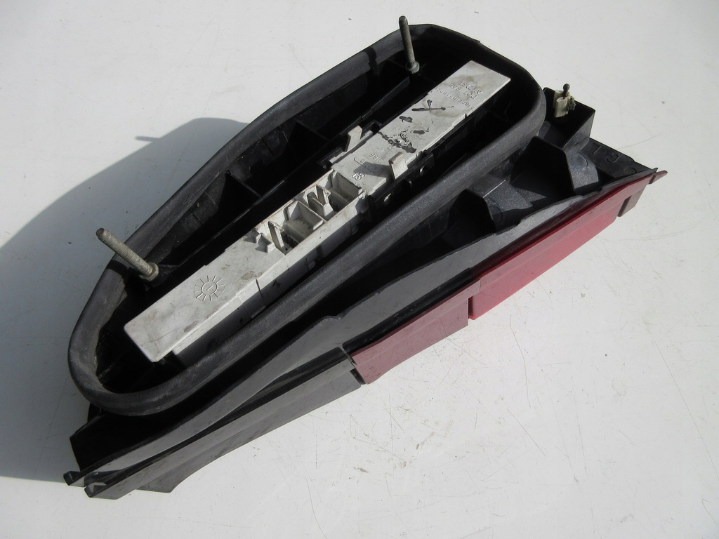 фото №6, Лампа задняя левая citroen xm czerwona valeo 2166