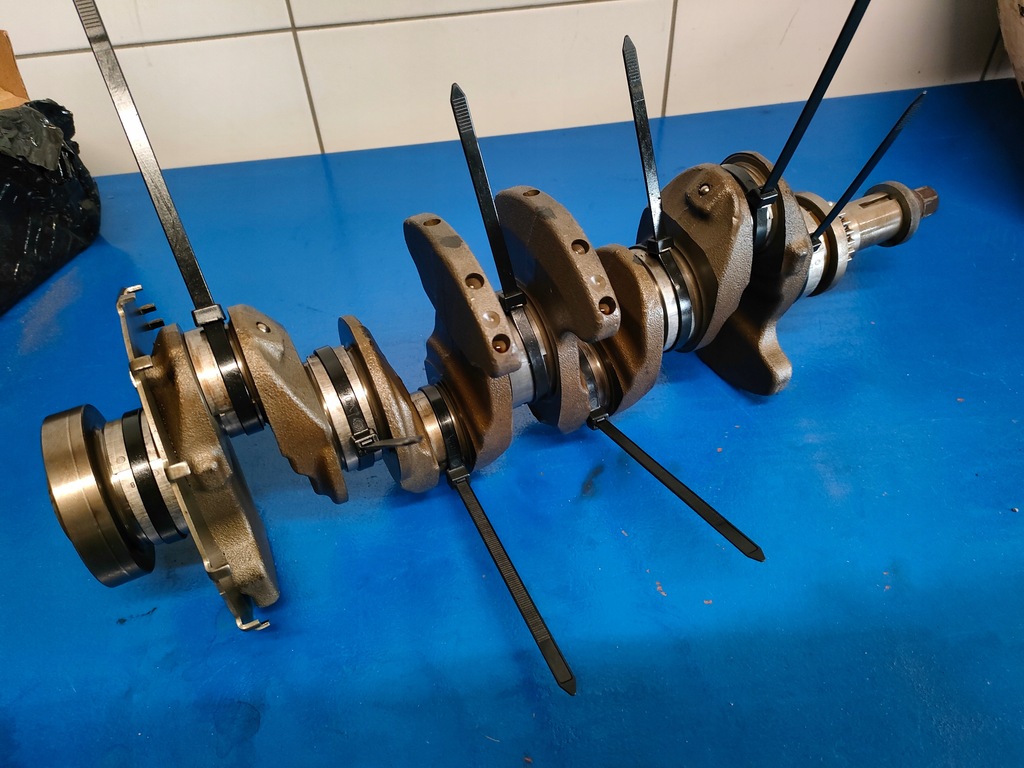 фото №1, Wał колінчастий honda civic viii 1.8b r18a2