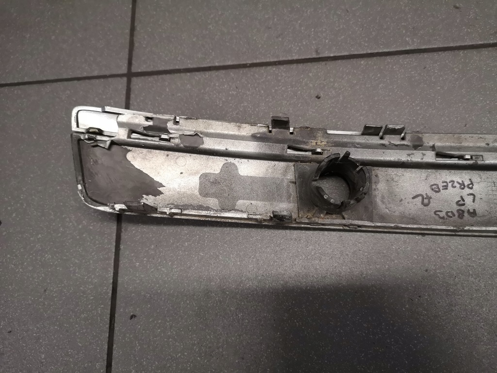 фото №12, Молдинг бампера лівий перед audi a8 d3 4e0807223a