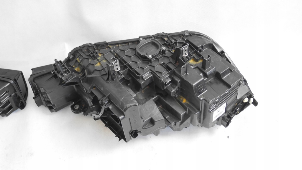 фото №9, Bmw x7 g07 лампа лампы левая правая laser europa исправные