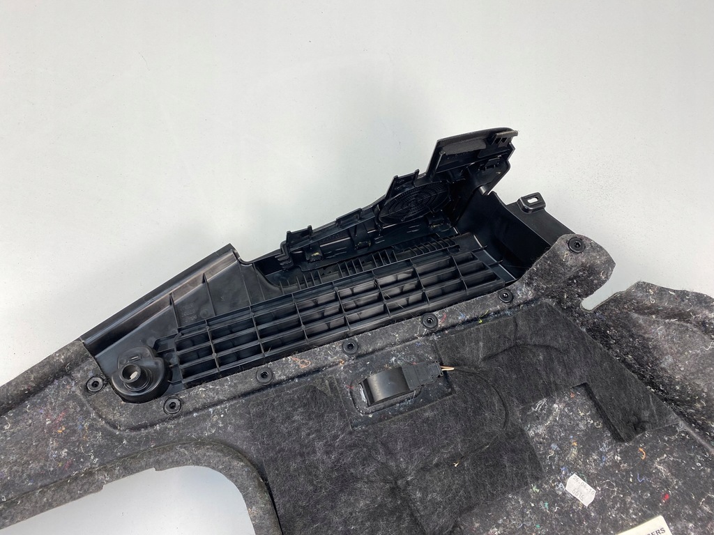 фото №6, Обшивка багажника правий audi a5 8t sportback