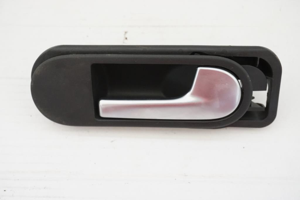 фото №1, Ручка внутренняя правый перед задняя vw golf v plus