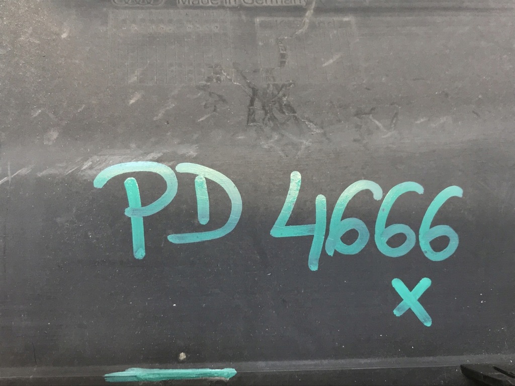 фото №8, Накладка защита верхний поперечина передний audi a6 c7 4g fl lift 4g0807081d