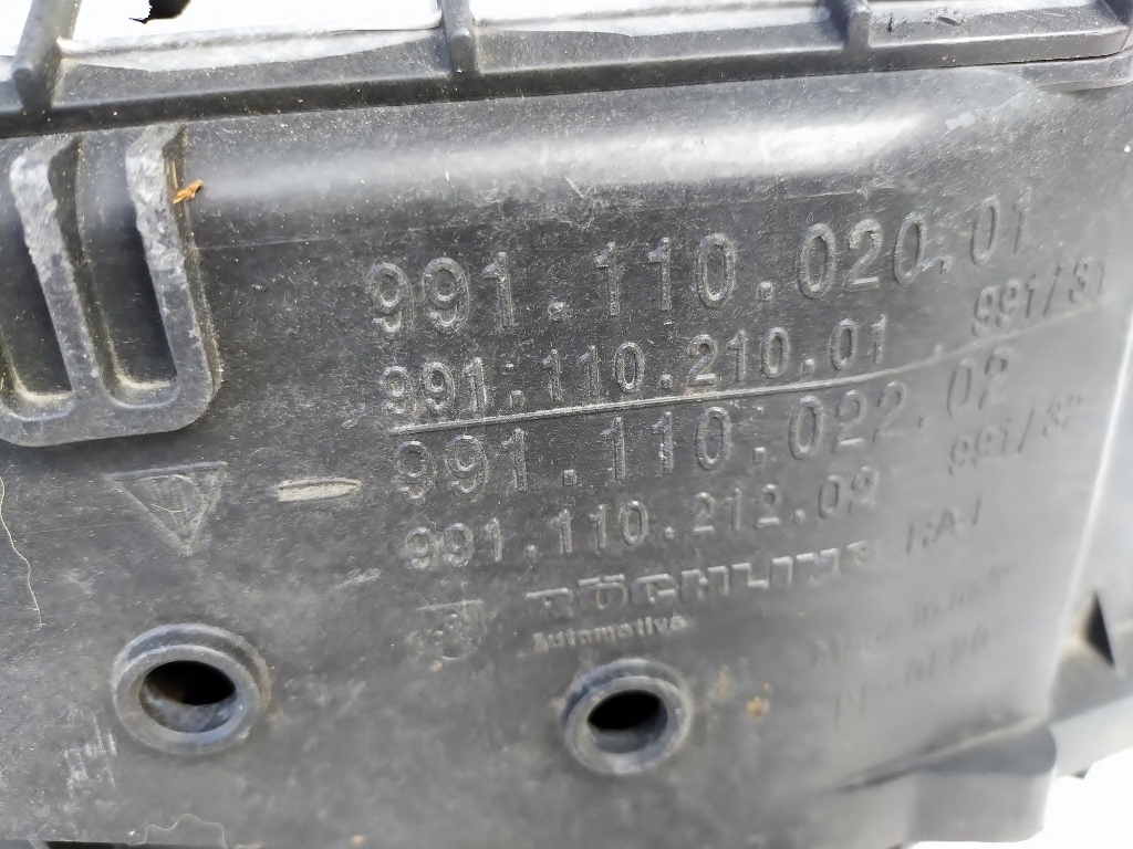 фото №6, Porsche 991 911 dół фильтра воздуха 99111002001