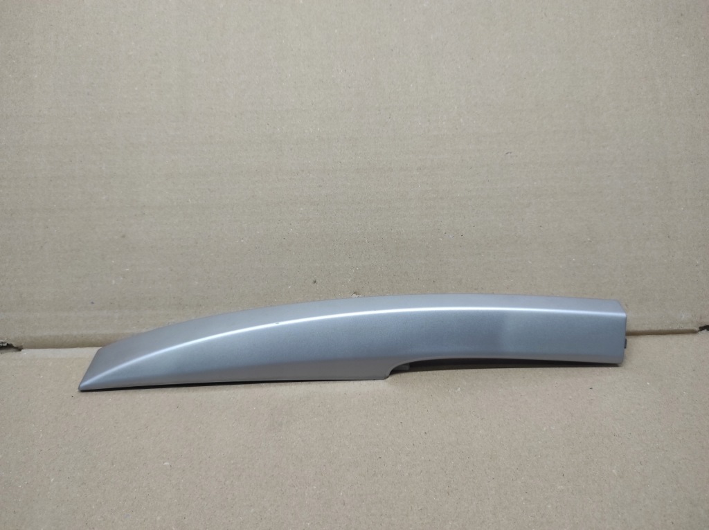 фото №1, Заглушка накладка рейлинг левая перед renault laguna iii kombi