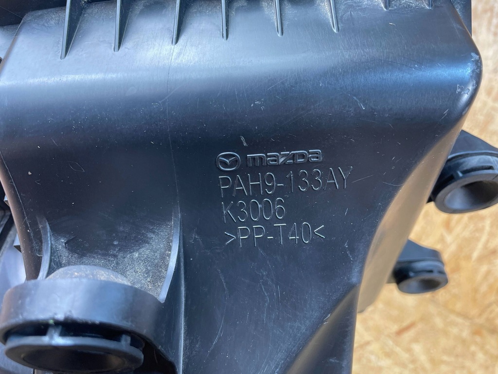 фото №12, Корпус фильтра воздуха mazda 3 iv bp pah9133ay pah9-133ay 2.0b 2019-