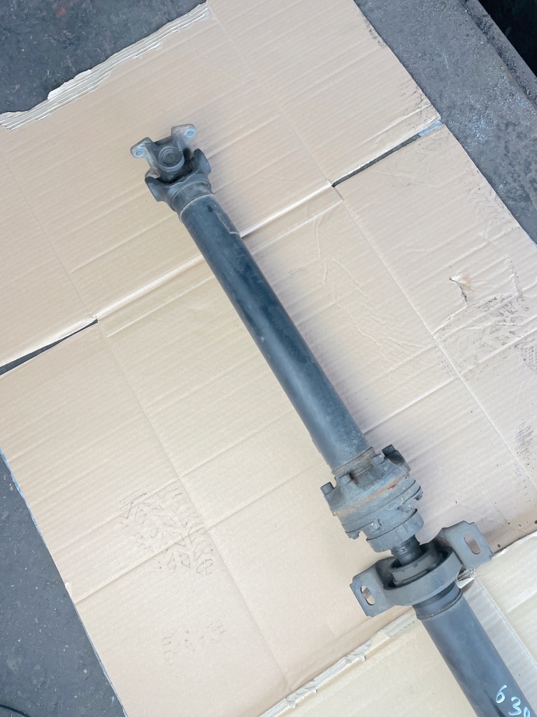 Mercedes w639 viano рестайлінг  3.0cdi wał привідний 60 tyś пробіг a6394100016 Ціна