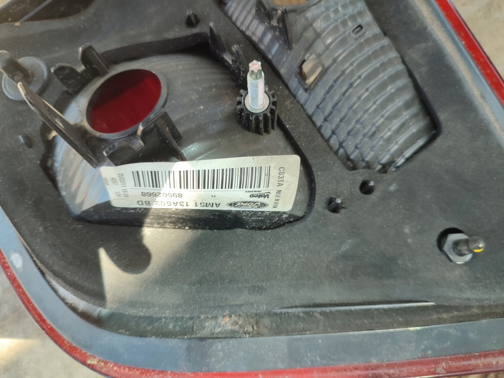 фото №12, Лампа крышки задняя правая ford c-max ii mk2 10-14 am5113a602bd