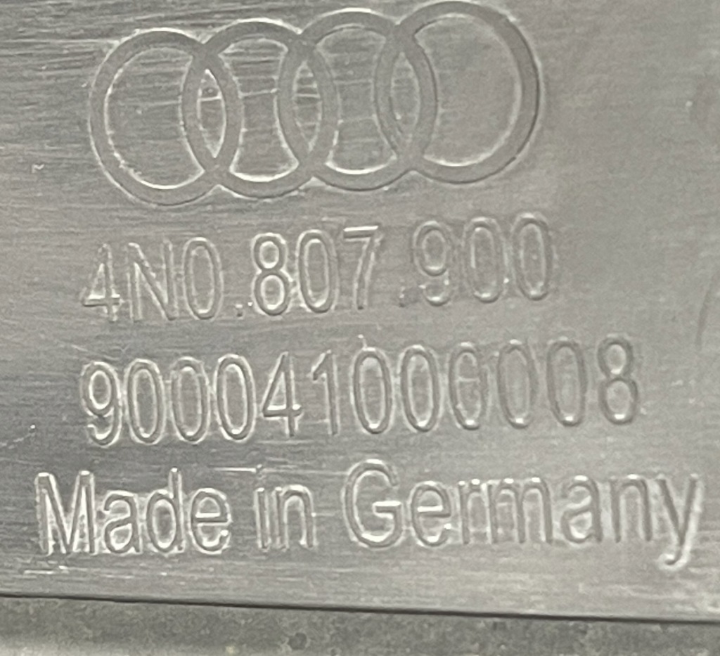 фото №9, Audi a8 d5 4n спойлер бампера задняя накладка 4n0090999e