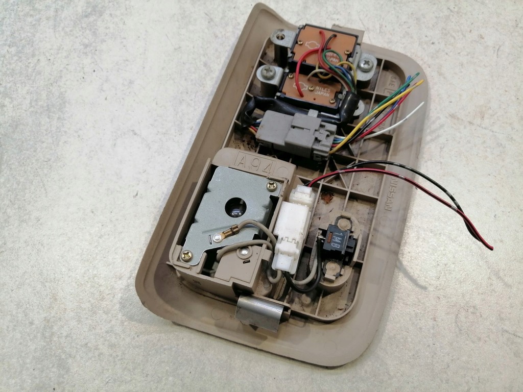 фото №6, Лампа стельовий освітлення кабіни x-trail i t30