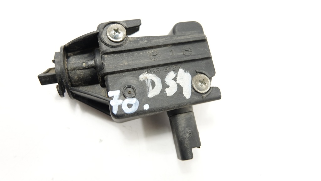 фото №1, Citroen ds4 привод крышка заливной