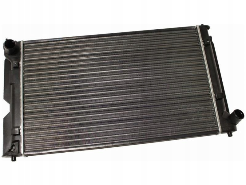 Радиатор воды двигателя toyota avensis t25 corolla e12 2.0 d4d Оригинал