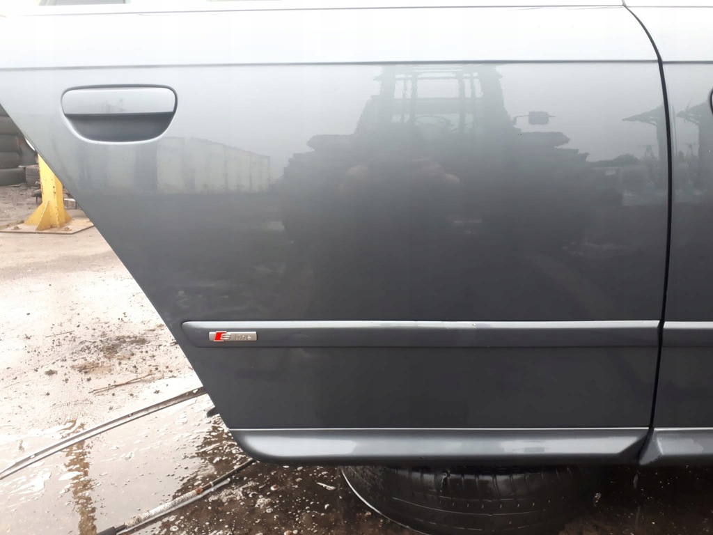 фото №1, Audi a4 b7 sedan s-line хром двері праве задні