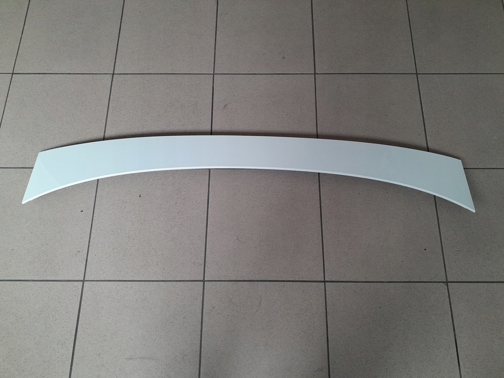 фото №1, Kia ev6 gt 2022- молдинг накладка крышки задняя задний