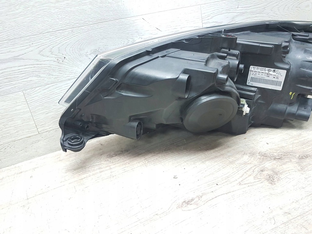 фото №8, Лампа передня права skoda fabia mk3 nj 6v1941016b