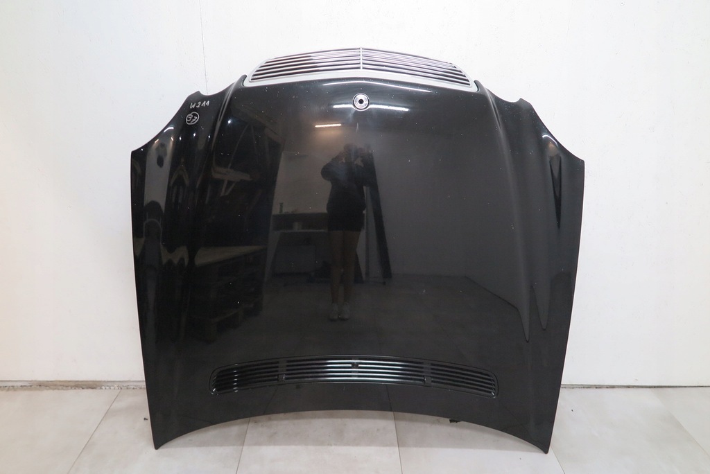 фото №1, Mercedes w211 капот крышка двигателя решётка радиатора