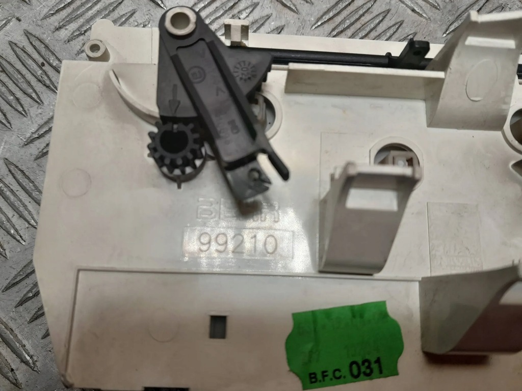 фото №5, Peugeot 206 панель управление обдув кондиционера 99210