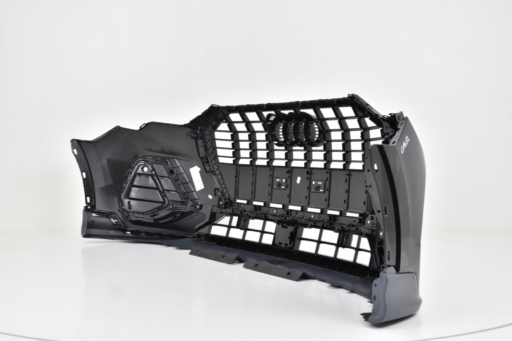 Audi q3 2018- 83a 83f s-line бампер передний с Разборки