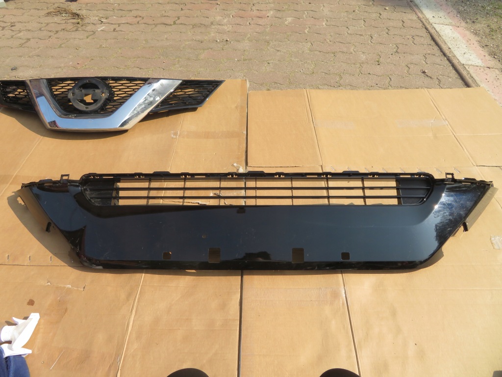 фото №1, Решітка нижня бампера перед toyota rav4 19-