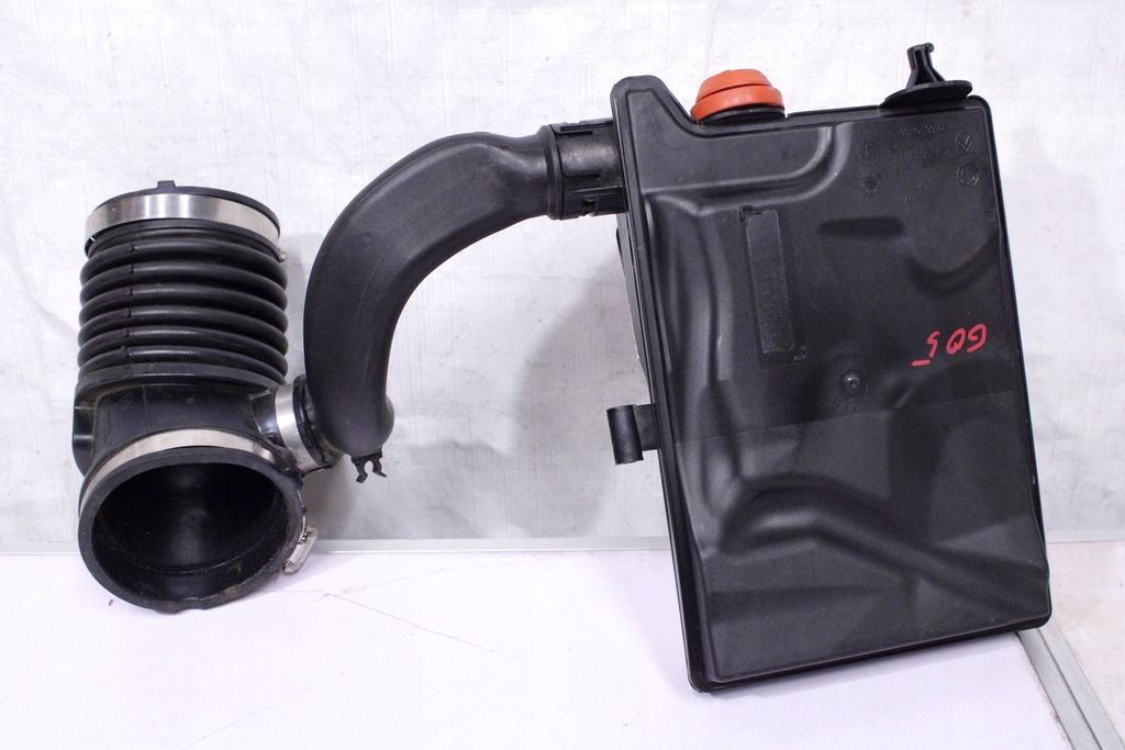 фото №1, Bmw x5 g05 труба резонатор повітря 8470034