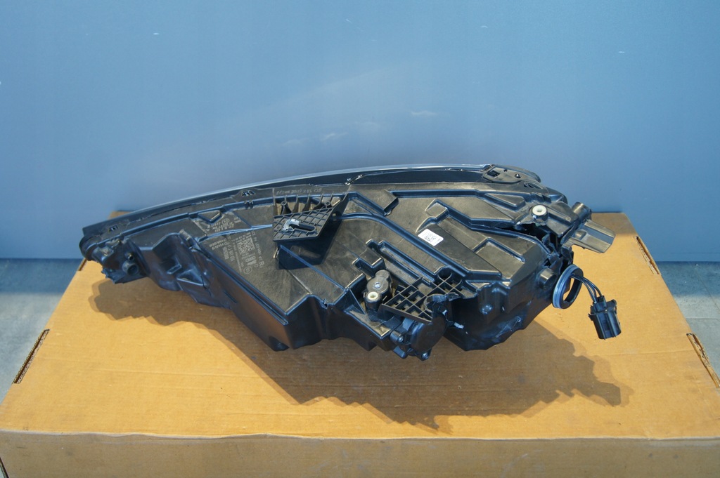 фото №13, Full led audi a3 8y правая подсветка europa 8y0941034