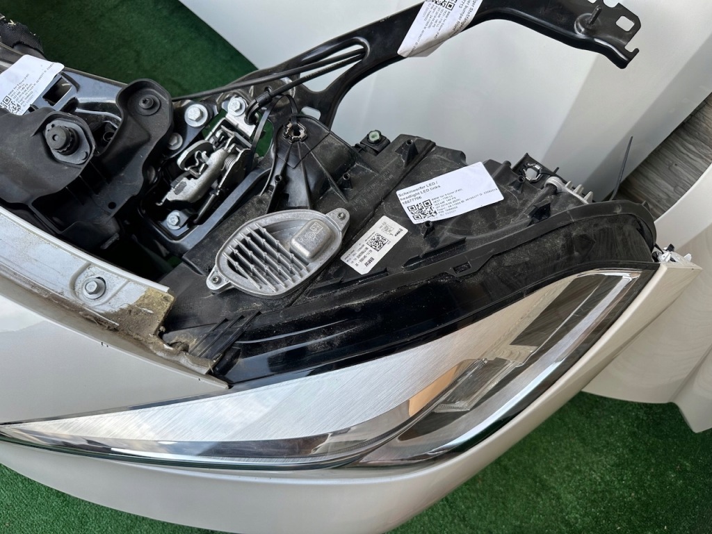 Капот крила бампер фари ремінь радіатор bmw 1 f40 a96 Недорого