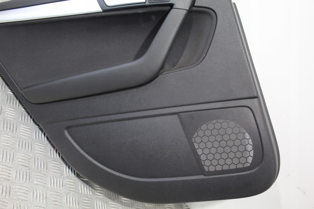 фото №4, Обшивка двері лівий задня audi a3 8p0 8p lift