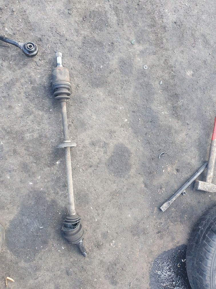 фото №16, Витратомір 0k32a-13210 kia rio 2000r 1.3 ls