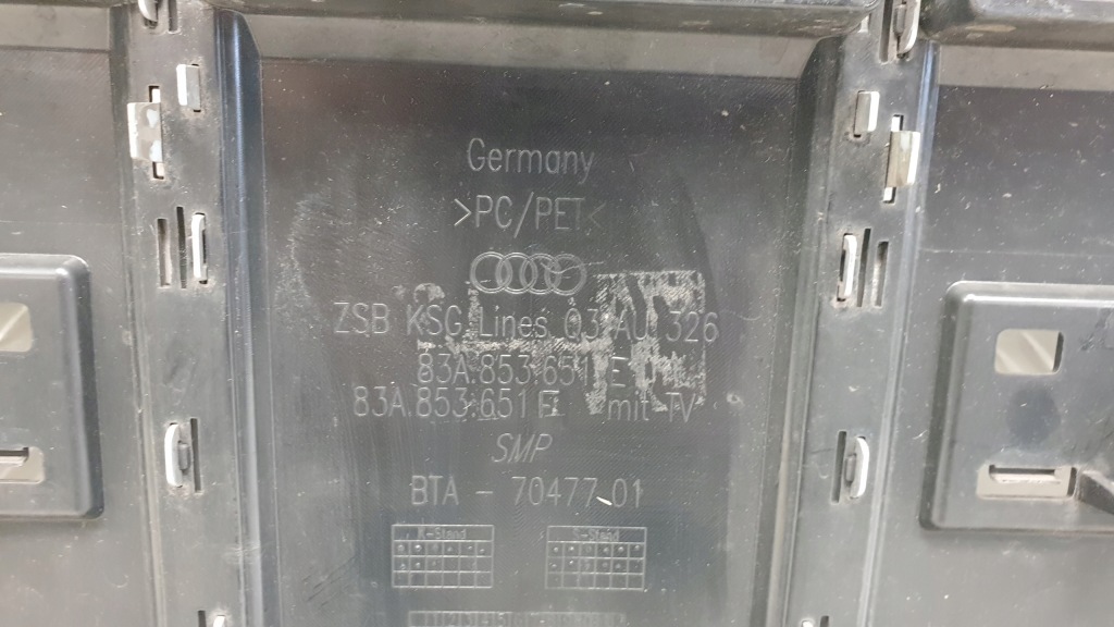 Audi q3 83a s-line решётка радиатора решётка  радиатора 83a583651e Киев