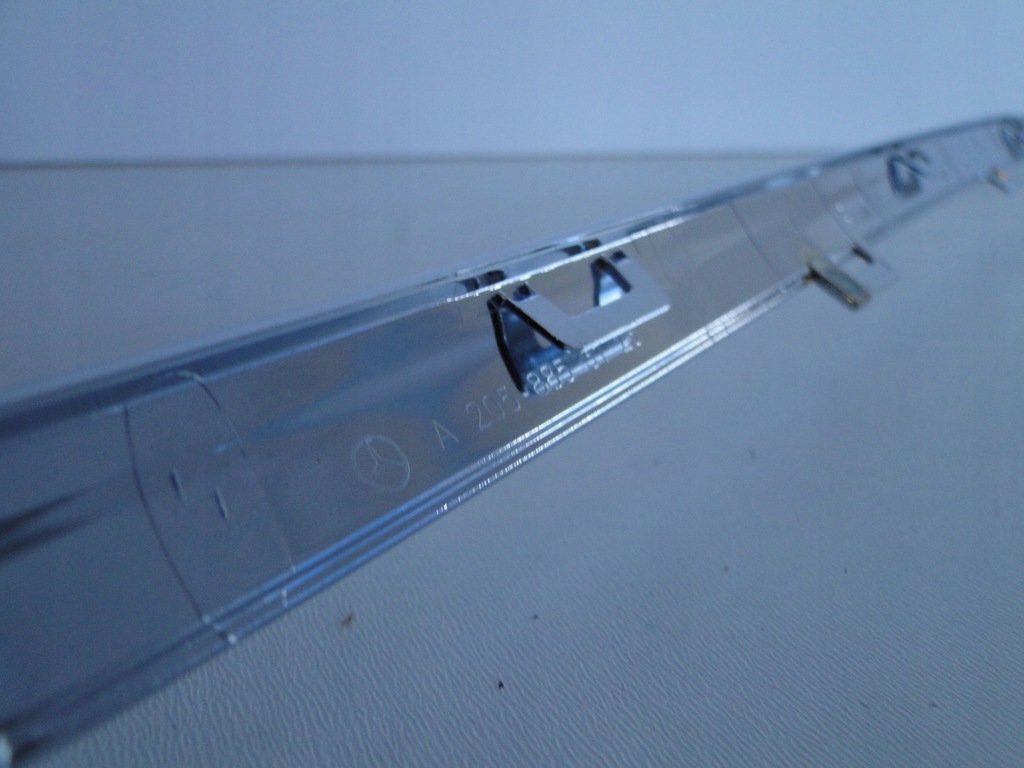 фото №12, Mercedes c 205 coupe cabrio przed liftem молдинг нижняя хром перед w205